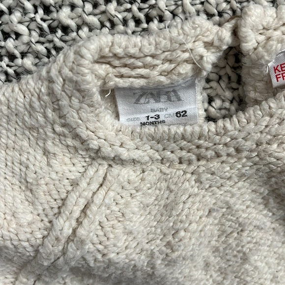 Zara infant sweater - Picture 2 of 3